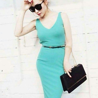 Đầm body xanh cổ tim