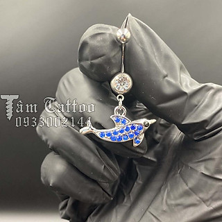 Khuyên rốn con cá heo thời trang dễ thương bằng thép y tế cao cấp không rỉ.