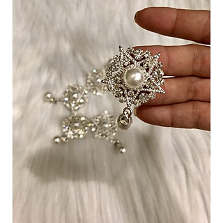 CÀI ÁO NGÔI SAO ĐÍNH ĐÁ TRẮNG