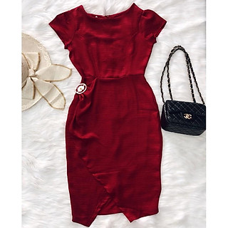 Đầm ôm suông dự tiệc tùng đắp chéo cài hoa