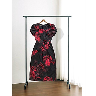 Đầm gấm công sở họa tiết sang trọng