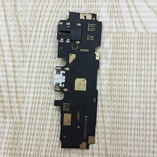 Bo mạch chân sạc dành cho Vivo V7