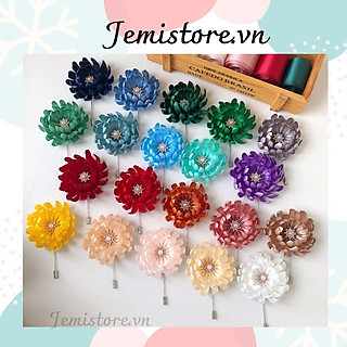 Hoa Cài Áo Handmade Hoa Cúc Satin Nhiều Màu