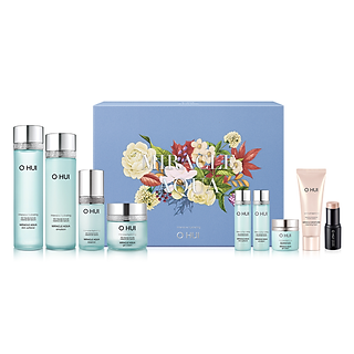 Bộ cấp nước dưỡng ẩm da sáng trong OHUI Miracle Aqua Set