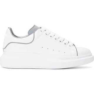 Sneaker trắng độn đế phản quang