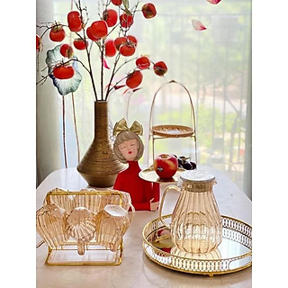 Bộ bình đựng nước 6 cốc thủy tinh chịu nhiệt cao cấp màu vàng vân sọc kèm khay và giá úp cốc