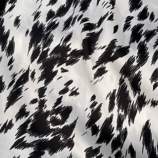 Vải lụa Mango da báo trắng đen MG1728