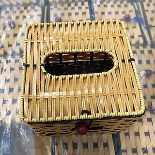 Giỏ nhựa giả mây đựng giấy ăn vuông