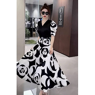 Đầm xòe phối hoa kèm nịt