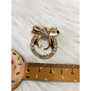 Cài áo vòng hoa kiêu nơ đính đá