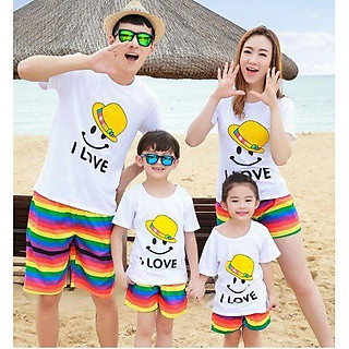 Đồ gia đình đi biển xinh xắn chất vải đẹp- giá 1 bộ