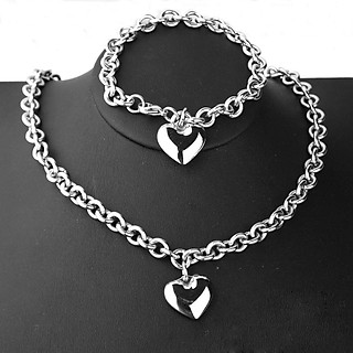 Set vòng cổ và vòng đeo tay trái tim nam nữ
