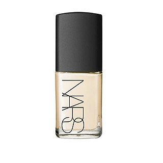 Kem nền Nars Sheer Glow Foundation 