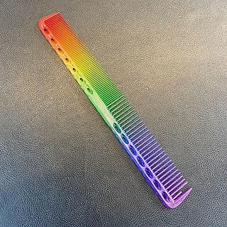 Lược cắt tóc nam nữ 7 màu cầu vòng giá rẻ S339