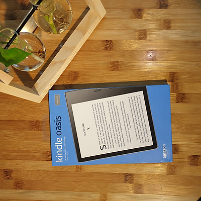 Máy đọc sách Kindle Oasis 3 - Bản Mỹ - Hàng nhập khẩu