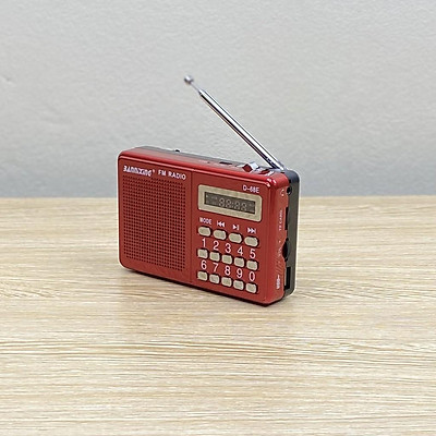 Đài Radio D-68E