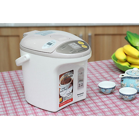 Bình Thủy Điện Panasonic NC-EG2200CSY - Xuất xứ Thái Lan - Dung tích 2.2L - Công suất 700W - Ruột bình phủ carbon hạt nổi - Chức năng hẹn giờ và tẩy cặn - Bảo Hành 12 Tháng - Hàng Chính Hãng