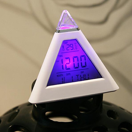 Đồng hồ điện tử hình kim tự tháp để bàn đổi màu (tặng kèm bộ 6 con bướm dạ quang phát sáng) 1