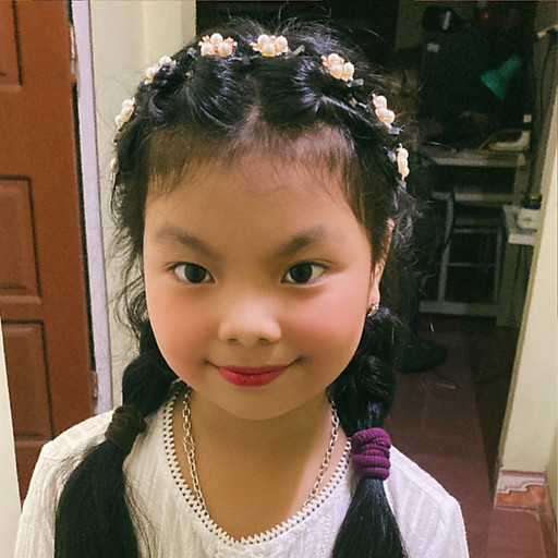 Hoàng thị thu hằng