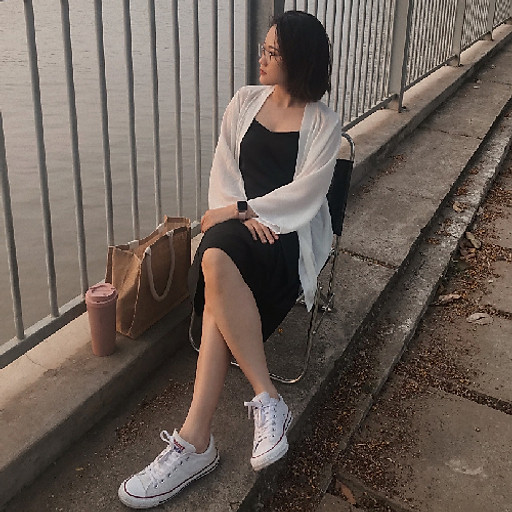 Phạm Thùy Dương