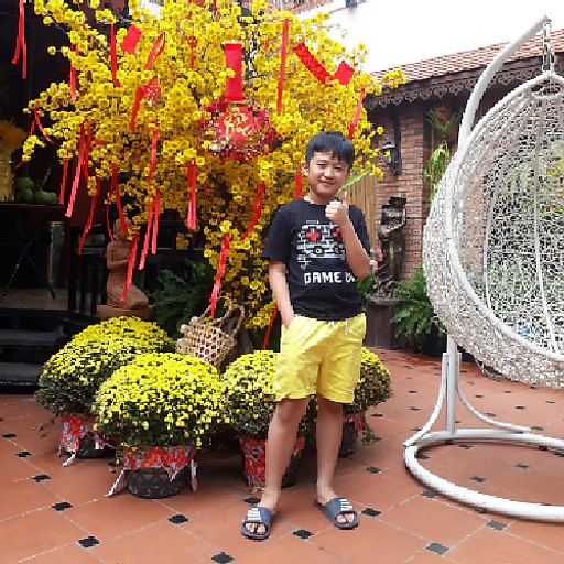 Nguyễn Hoàng Thiên Trí