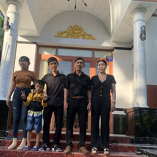 NGUYỄN THỊ TƯỜNG VI