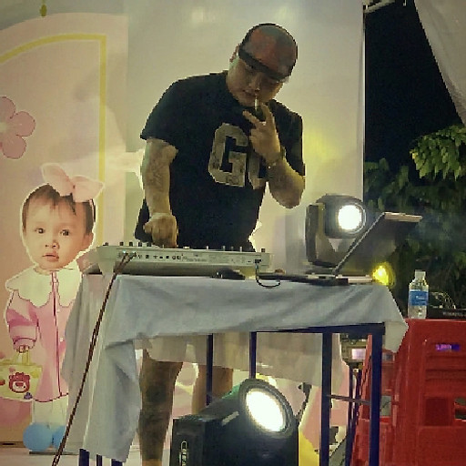 ĐOÀN LÂM CHÍ KHA