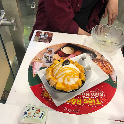 Phạm Giang Vĩ Hùng