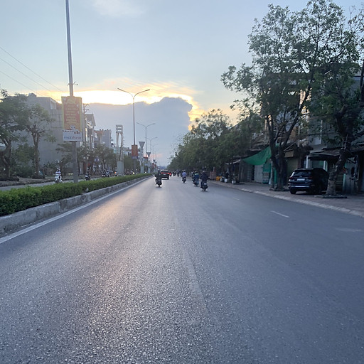 Ông Tiến