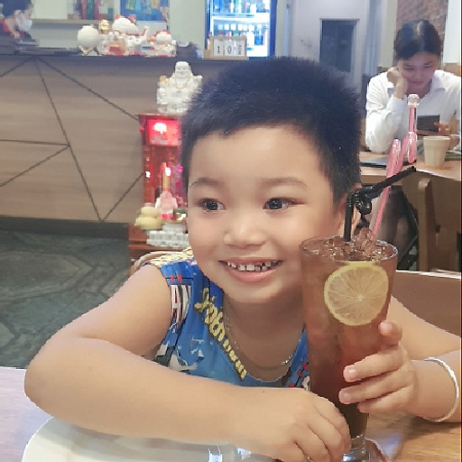 Nguyễn Thị Huyền Trân