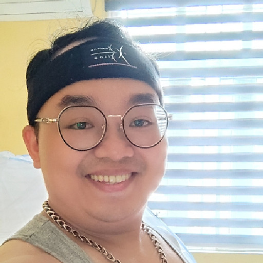 Ngọc Hồng Trần