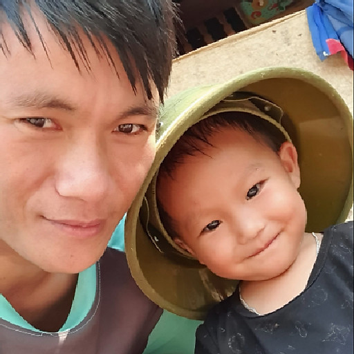 Miền Đất Hứass