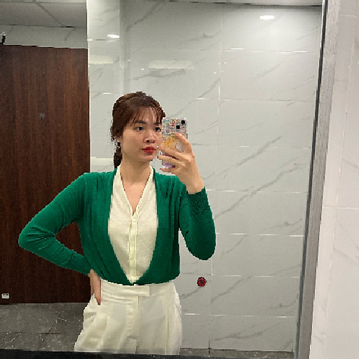 Nguyễn Thuỳ Linh