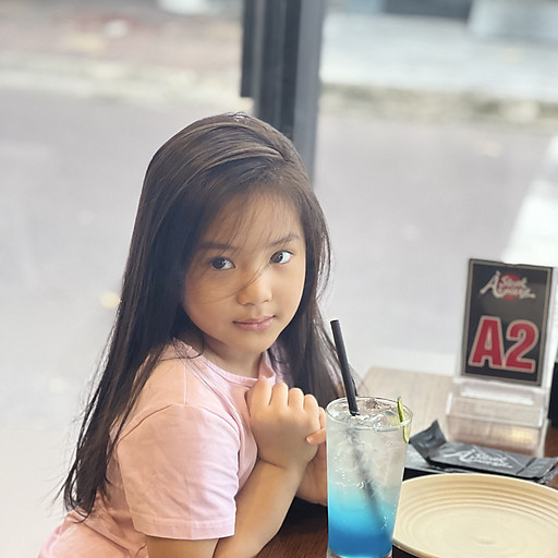 Nguyễn Vũ  Cẩm Giang