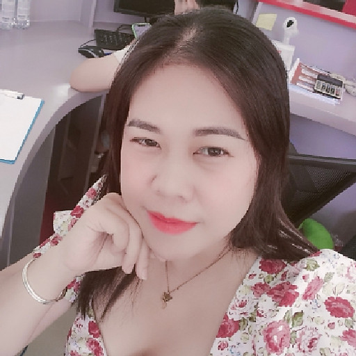 Sakura Phạm