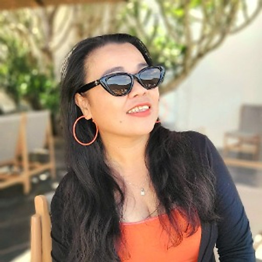 Huỳnh Hoa Ái Phương