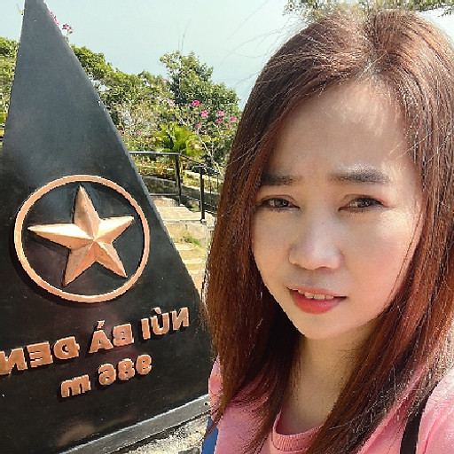 Trần thị Diễm Thuý 