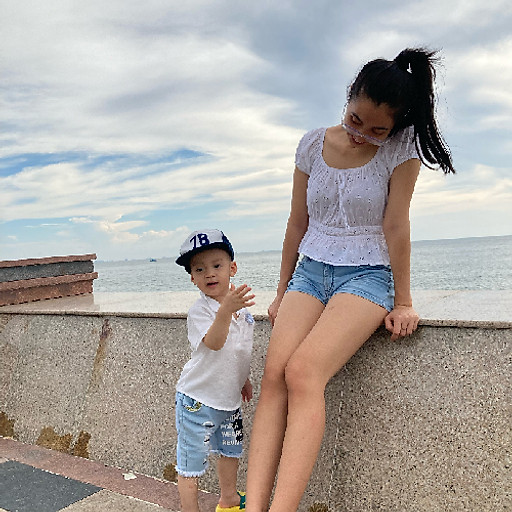 Phạm Vũ Bạch Phượng