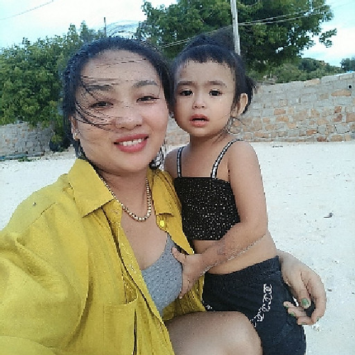 Phạm thi hong trang