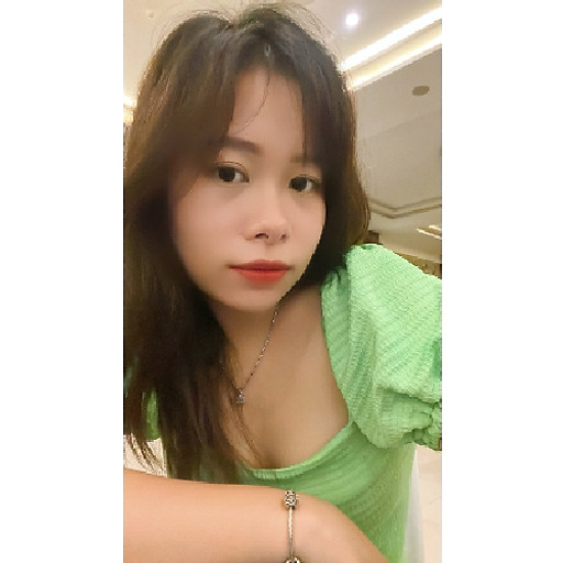 Trần Hoàng Lê Uyên