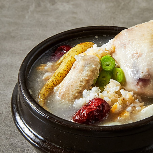 Cháo Gà Hầm Sâm Nửa Con No Brand Hàn Quốc Gói 600g