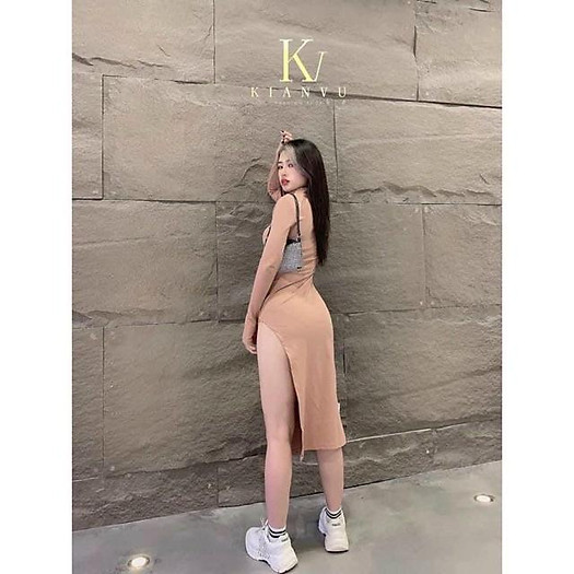 Đầm body xẻ tà quyến rũ