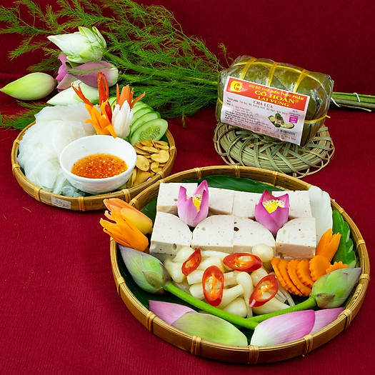 Chả lụa Cô Hoàn - 500 g / đòn