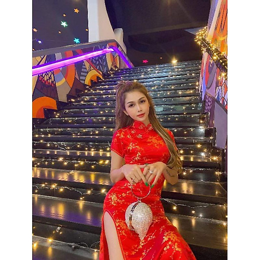 SƯỜN XÁM THÊU HOA