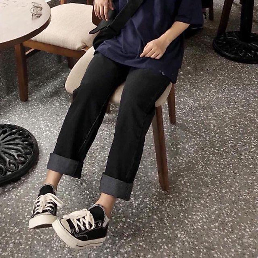 QUẦN JEAN ĐEN TRƠN GẤP GẤU