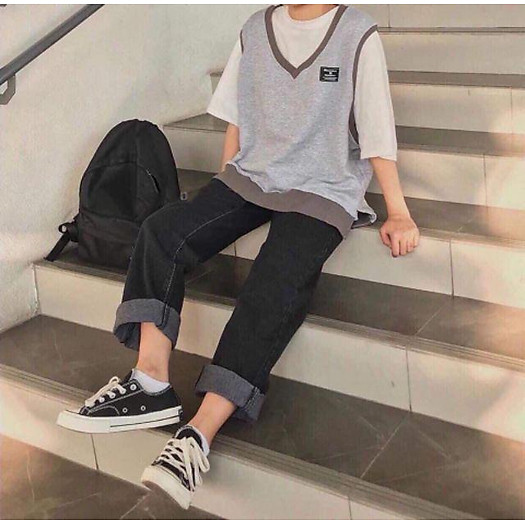 QUẦN JEAN ĐEN TRƠN GẤP GẤU