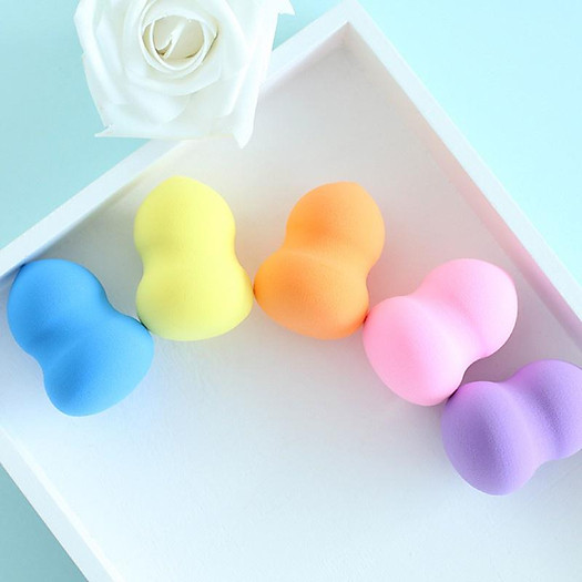 Bông Mút Trang Điểm - Mút Tán Kem Nền Hình Hồ Lô / Giọt Nước 1653