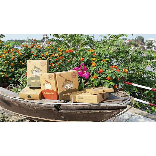 Bánh phồng tôm cao cấp hiệu TRANG ANH TUẤN loại III với 30% tôm càng xanh tươi- Đặc sản Sa Đéc
