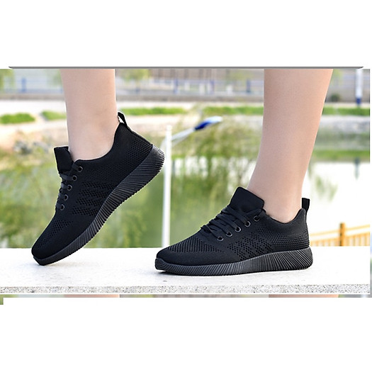 Giày Thể Thao Nữ S15 Full Đen Đế Nhẹ