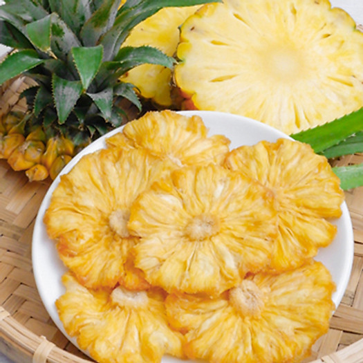 Dứa sấy mộc nữ hoàng